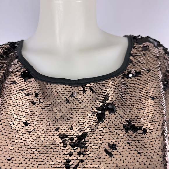 Torrid Rose Gold Sequin Short Sleeve Top (size 3x) - Picture 3 of 5